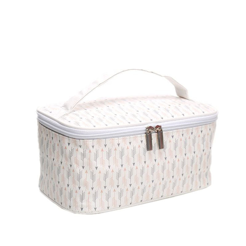 Outdoor Travel Storage Polka Dot Wash Bag